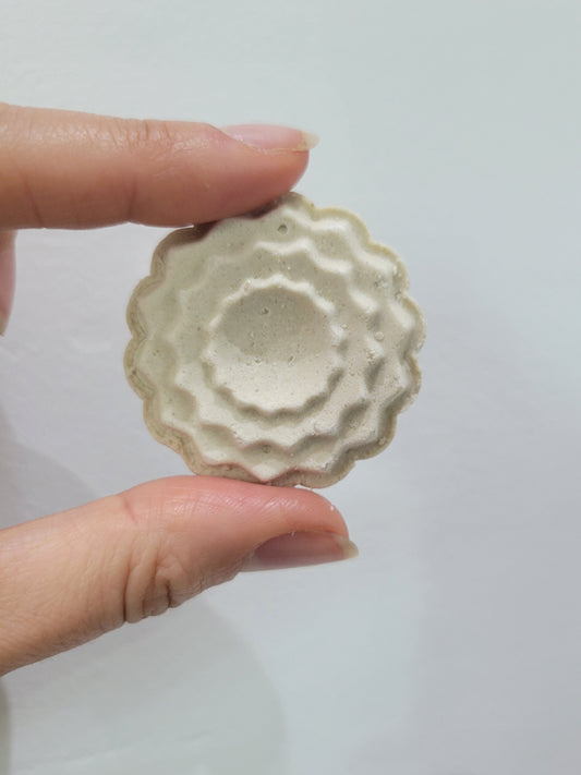 Aloe Veil Shower Bomb