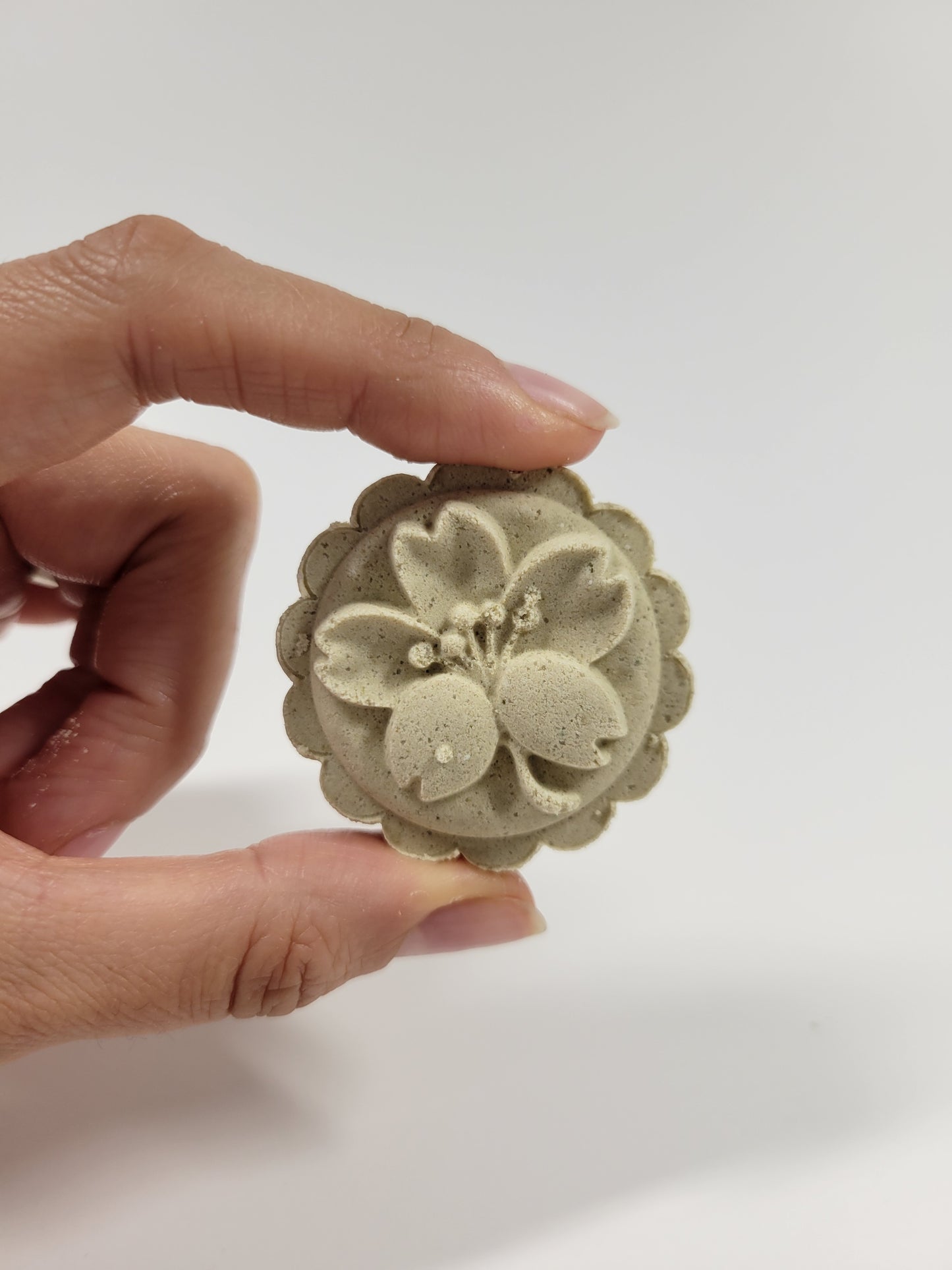 Jasmine Matcha Shower Bomb